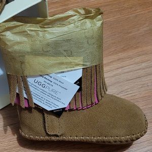 Uggs infant boots